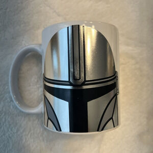STAR WARS The Mandalorian White Coffee Mug Din Djarin Helmet Mando Bounty Hunter